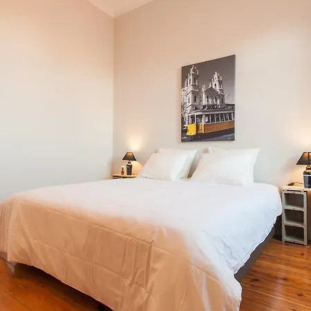 Apartment Cozzy Homes At Bairro Alto Lisbon