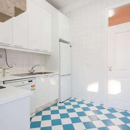 アパート Cozzy Homes At Bairro Alto リスボン